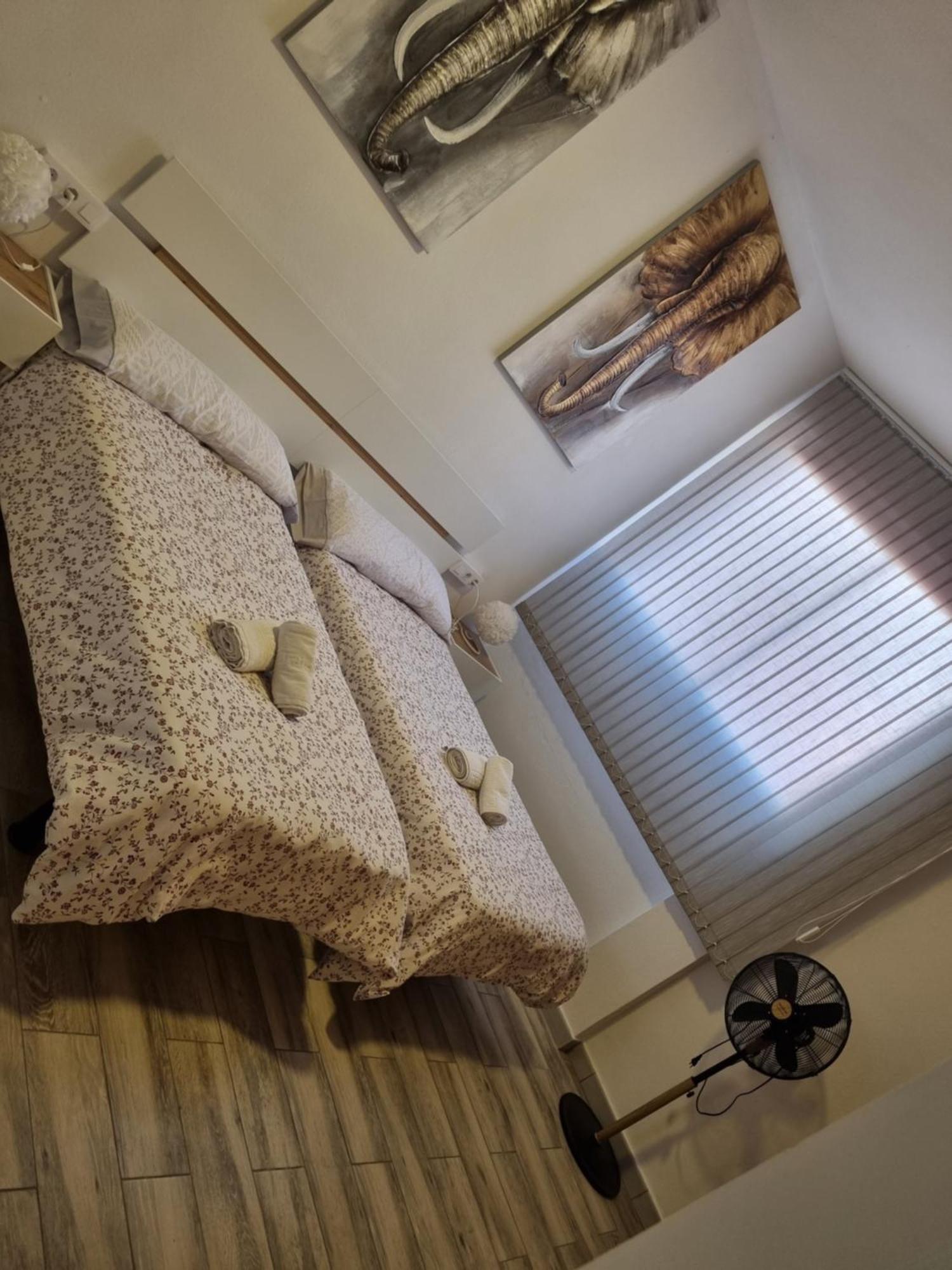 10 Apartment